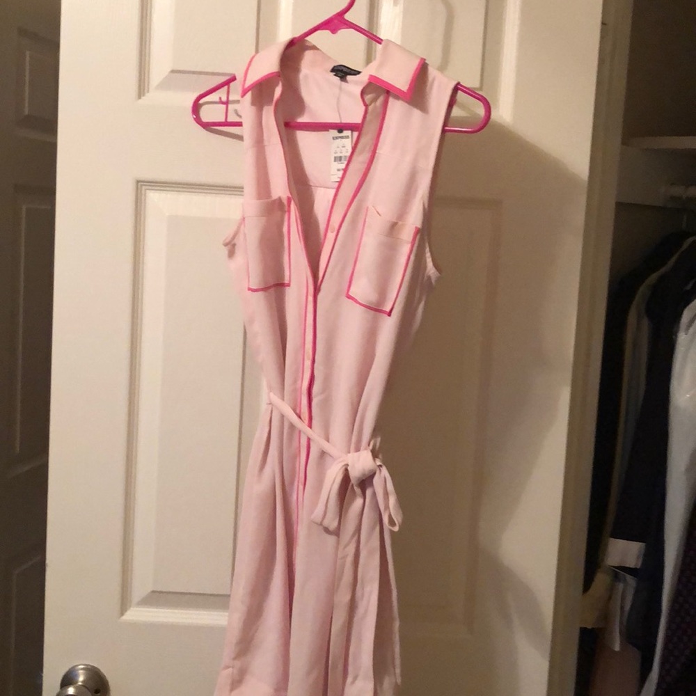 Buttoned shirt dress